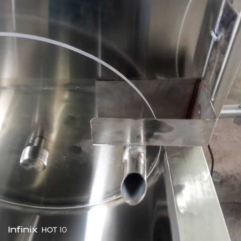 chocolate making machine 3