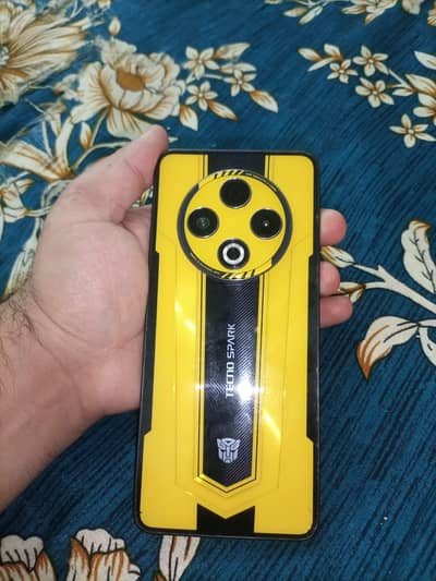 Tecno. Spark. 30 128Gb 03105432801 WA