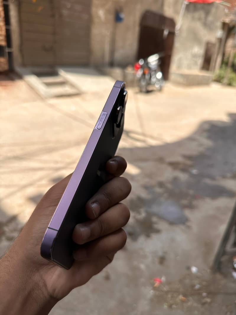 Iphone 14 pro max 2