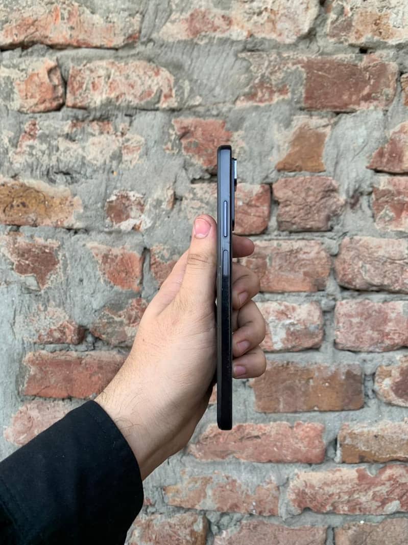 RADMI NOTE 11 PRO 4