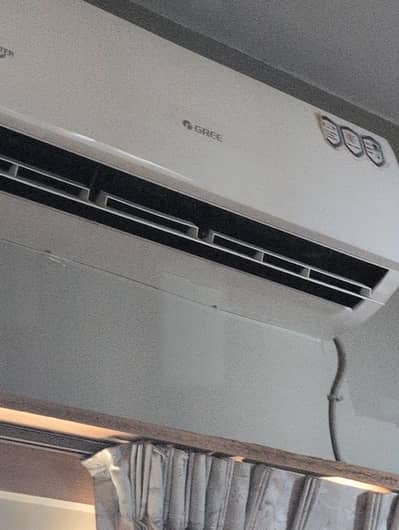 very less used gree inverter ac 1.5 ton for sale