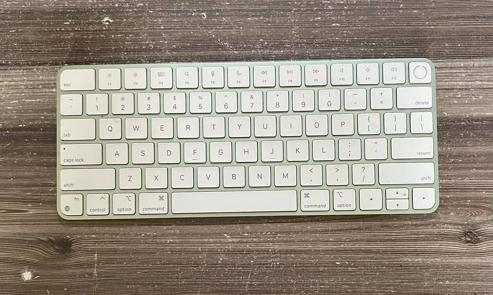 Magic Keyboard and Magic Mouse 7