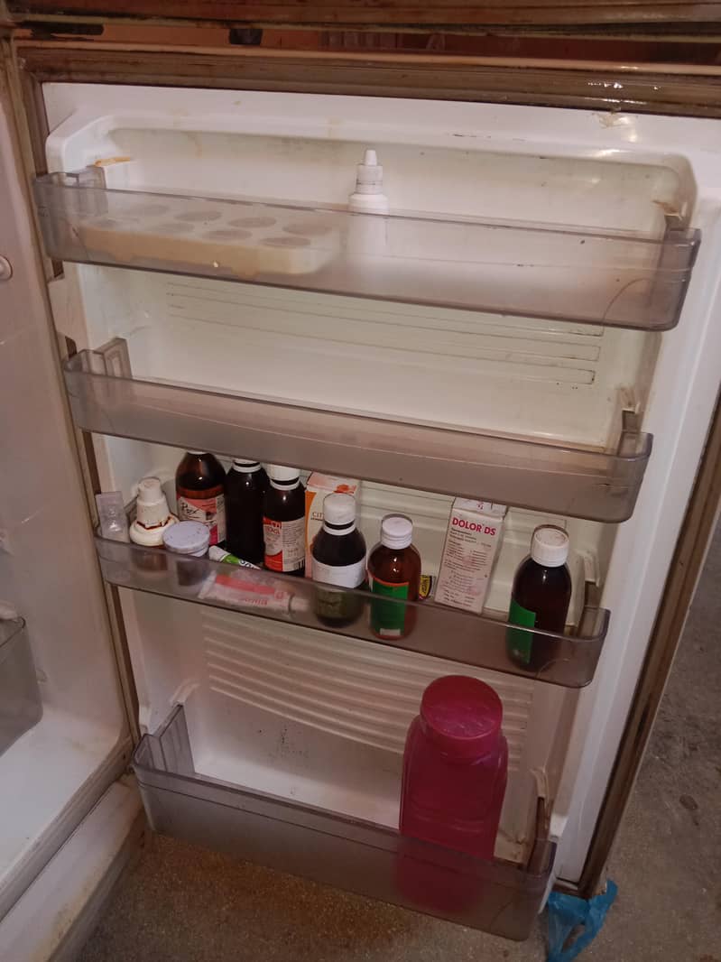 Refrigerator 3