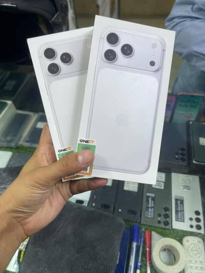 17 pro max 256gb pta silver box pack