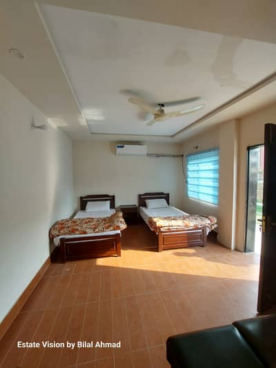 0321 86 10 688 Prime Location Furnished & semi furnished apartment available for Rent Rs. 35000 & semi furnished Rent 25000 only in Main canal road Gated society