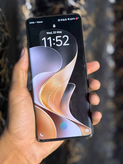 Vivo V40e