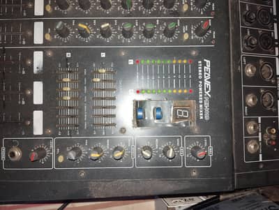 Peavey power mixer 8 channel , JBL pair speaker with stand