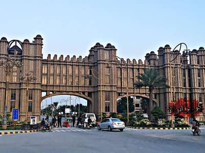 On Excellent Location Residential Plot Sized 1 Kanal In Master City - Block D