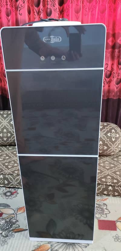 3 Taps Hot & Cold Water Dispensar in Good Condition
