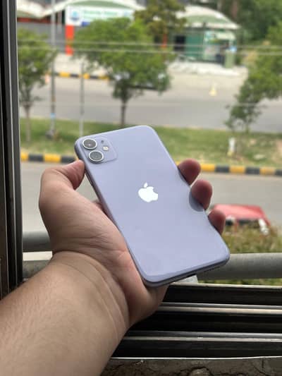 iphone 11.   non pta ( factory unlock) waterpack urgent sale