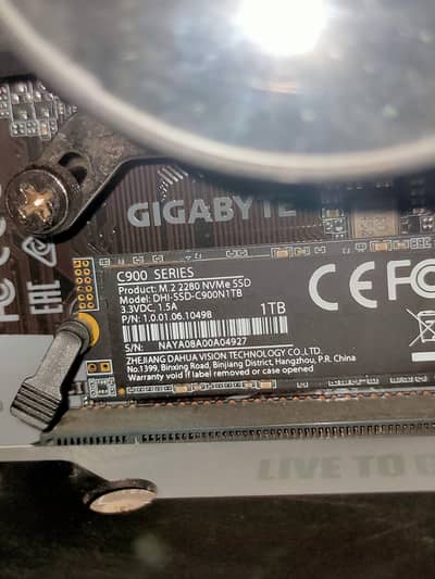 SSD 1TB