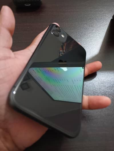 iPhone 11 64GB Non Pta (Factory)
