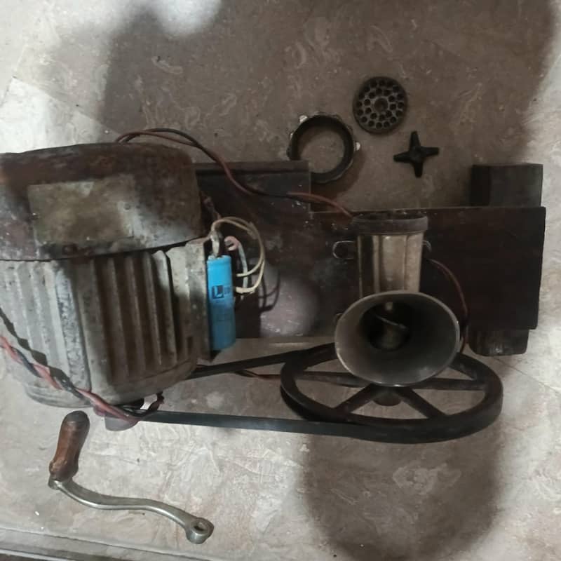 Qemma Machine 1