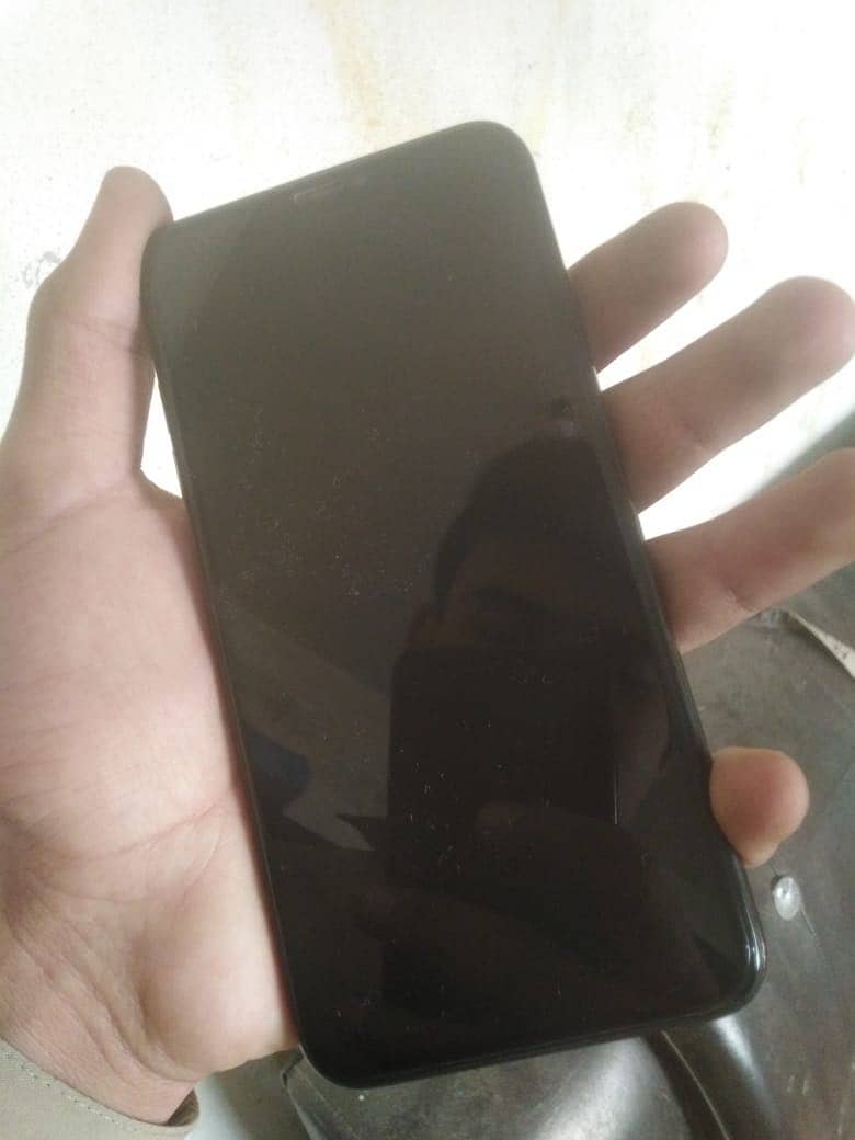 iPhone XS Max 8