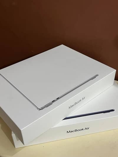 Apple Macbook Air M5, Silver 16/512