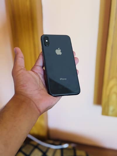 Iphone XS factory unlocked 64gb