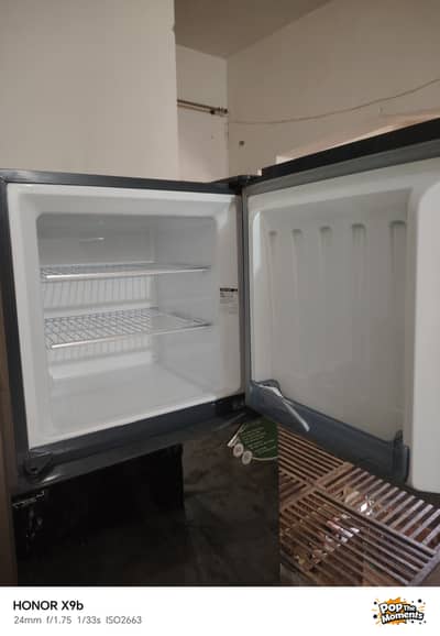 Gree Medium size frigde