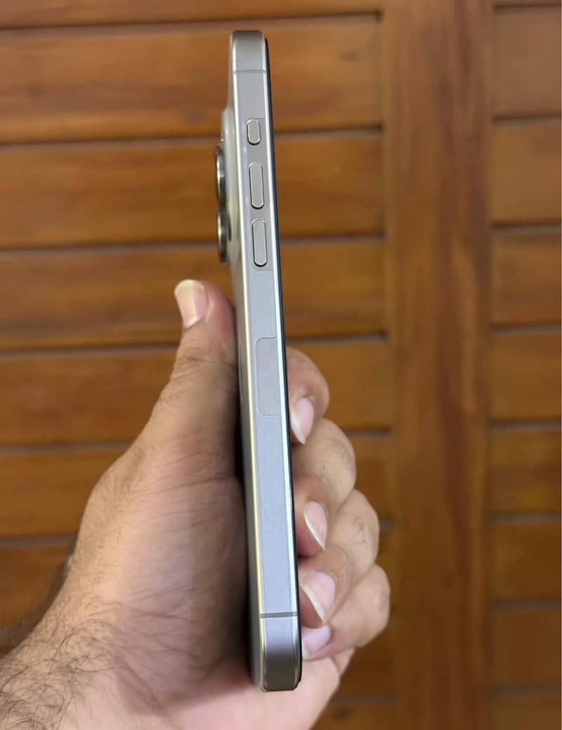 iPhone 15pro max 3