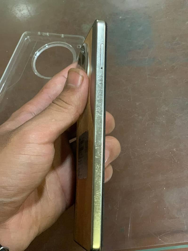 camon 30 4