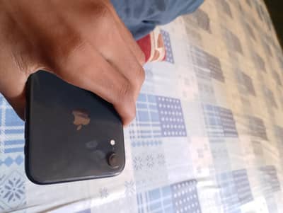 iphone XR jv 64gb