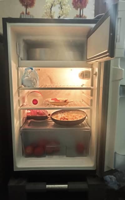 One Hand use  Sale Refrigerator