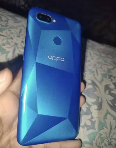 Oppo A12