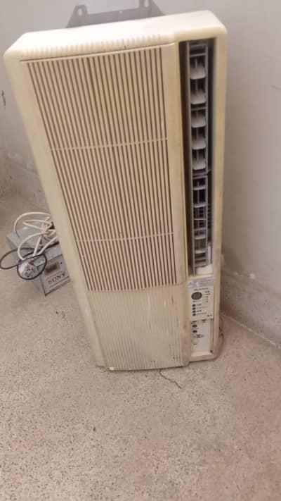 Portable AC For Sale Good Condition