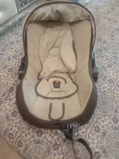 baby cot excellent