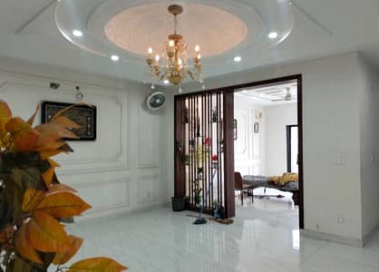 House Of 10 Marla For sale In Bahria Town - Sector E