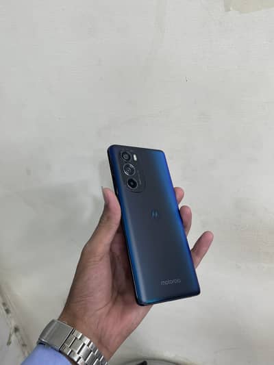 Moto edge 30pro Pta approved 12/256 GB blue colour only mobile all ok