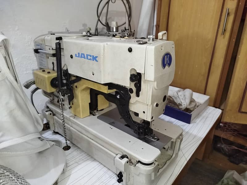 JACK Kaj Button (Button hole) Machine 3