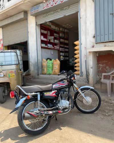 Honda 125  urgent for sale