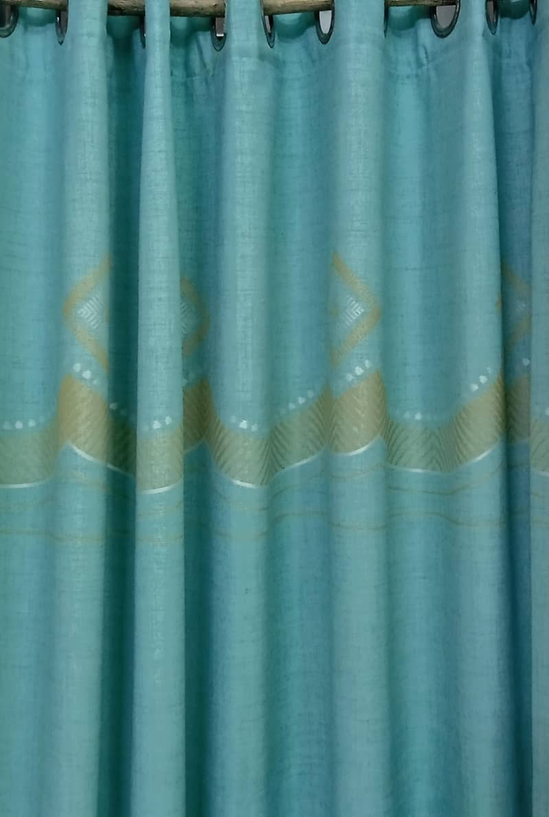 Curtains 0