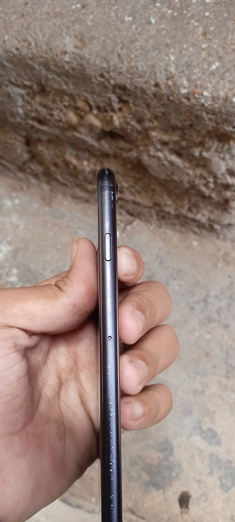 Apple iPhone 7 3