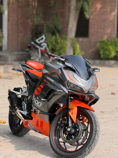 Ducati GT Edition 250 cc Air & Oil Cool Engin - Sports Bike