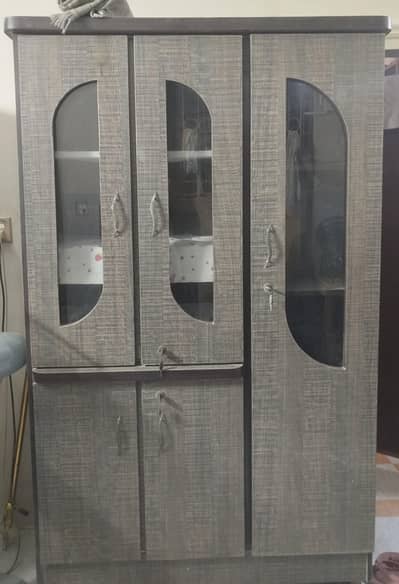 Urgent Sale – Wooden Crockery Cabinet