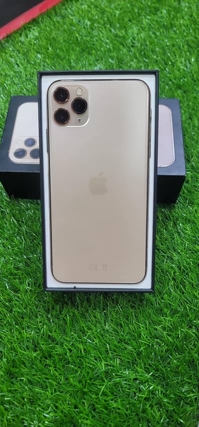 i phone 11pro max(03204508689)