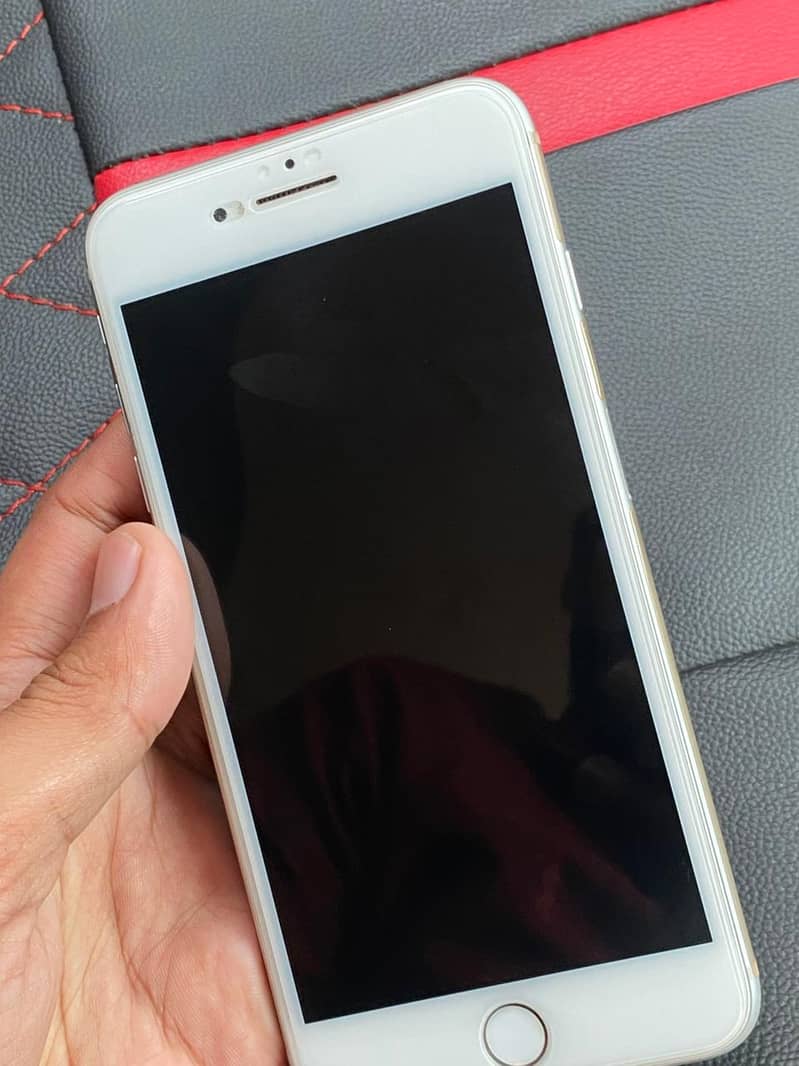 Apple iPhone 8 Plus 7