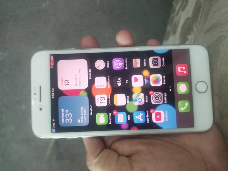 Apple iPhone 7 Plus 3