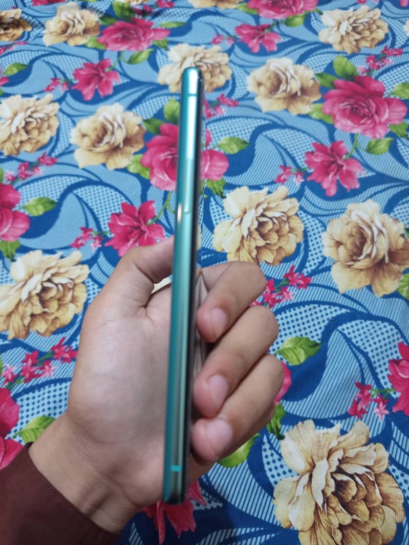 One Plus 8T 0