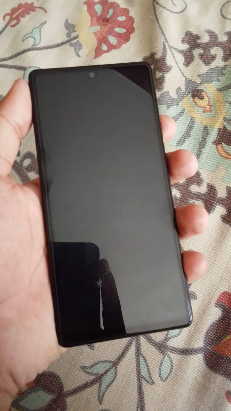 Pixel 6a 5