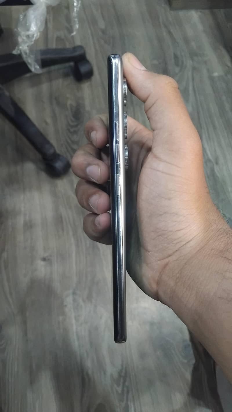 Techno camon 40 pro 2