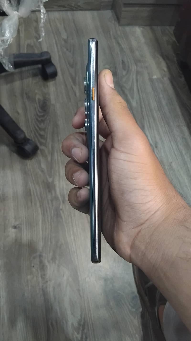Techno camon 40 pro 3