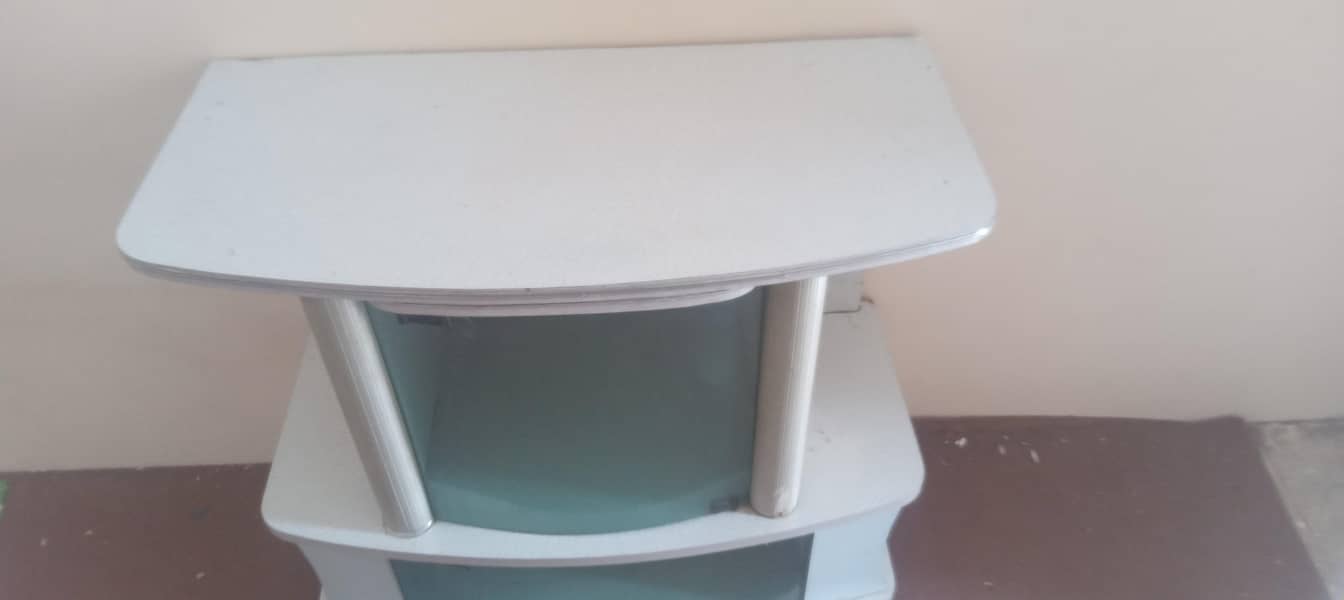 Tv trolley 3