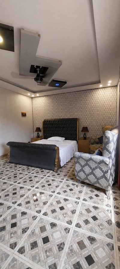 Females - Safe & Quality Independent Rooms