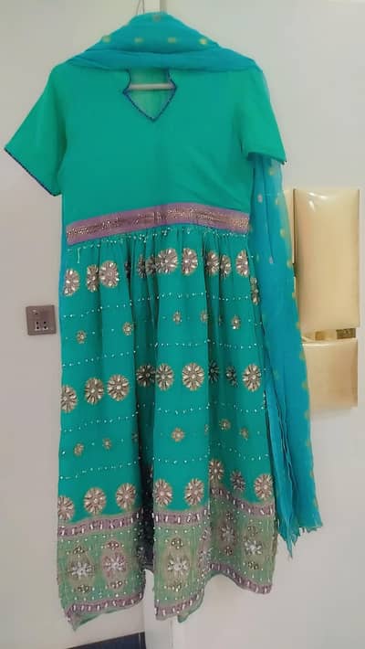 shafion kundan zari article . . beautiful frock for functions wedding