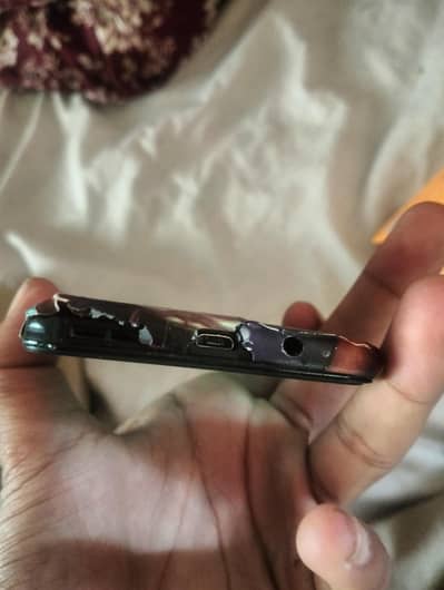 tecno spark 7 pro urgent fir seal