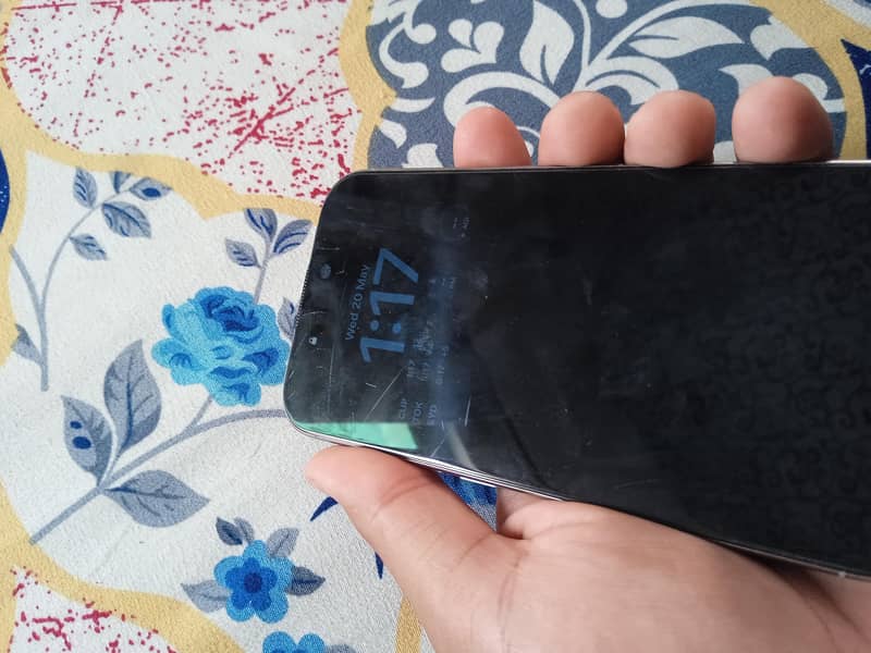 Iphone 16pro jv 1