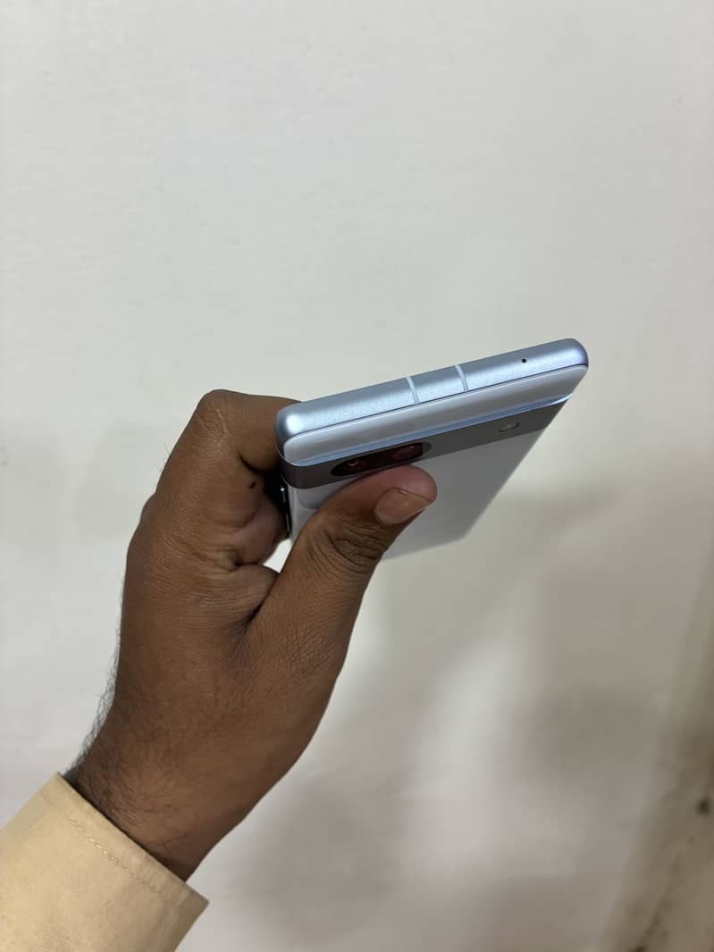 Google pixel 7a 1