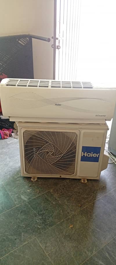 Haier 1 ton DC inverter AC , inner and outer both are available .